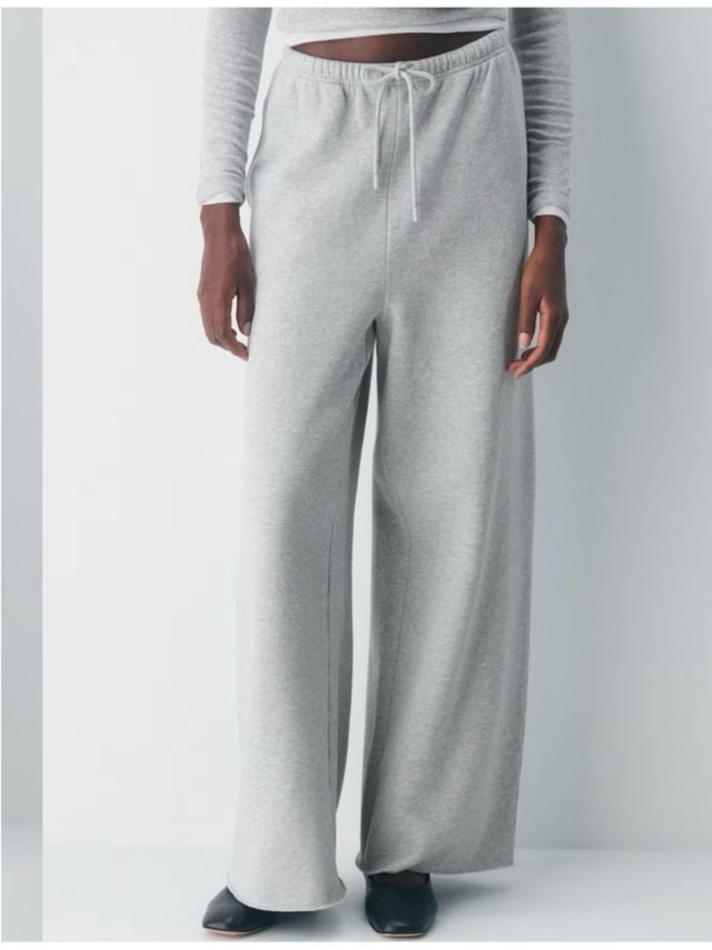Aritzia Cozy Sweatfleece Mega Flutter Pants
